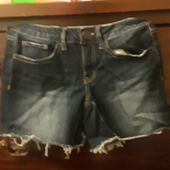 Shorts  size 3 - Picture 2 of 3